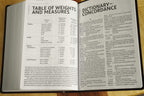 NIV: New International Version, Leather soft, Brown, Red Letter Edition, Super Giant Print, Reference Imitation Leather