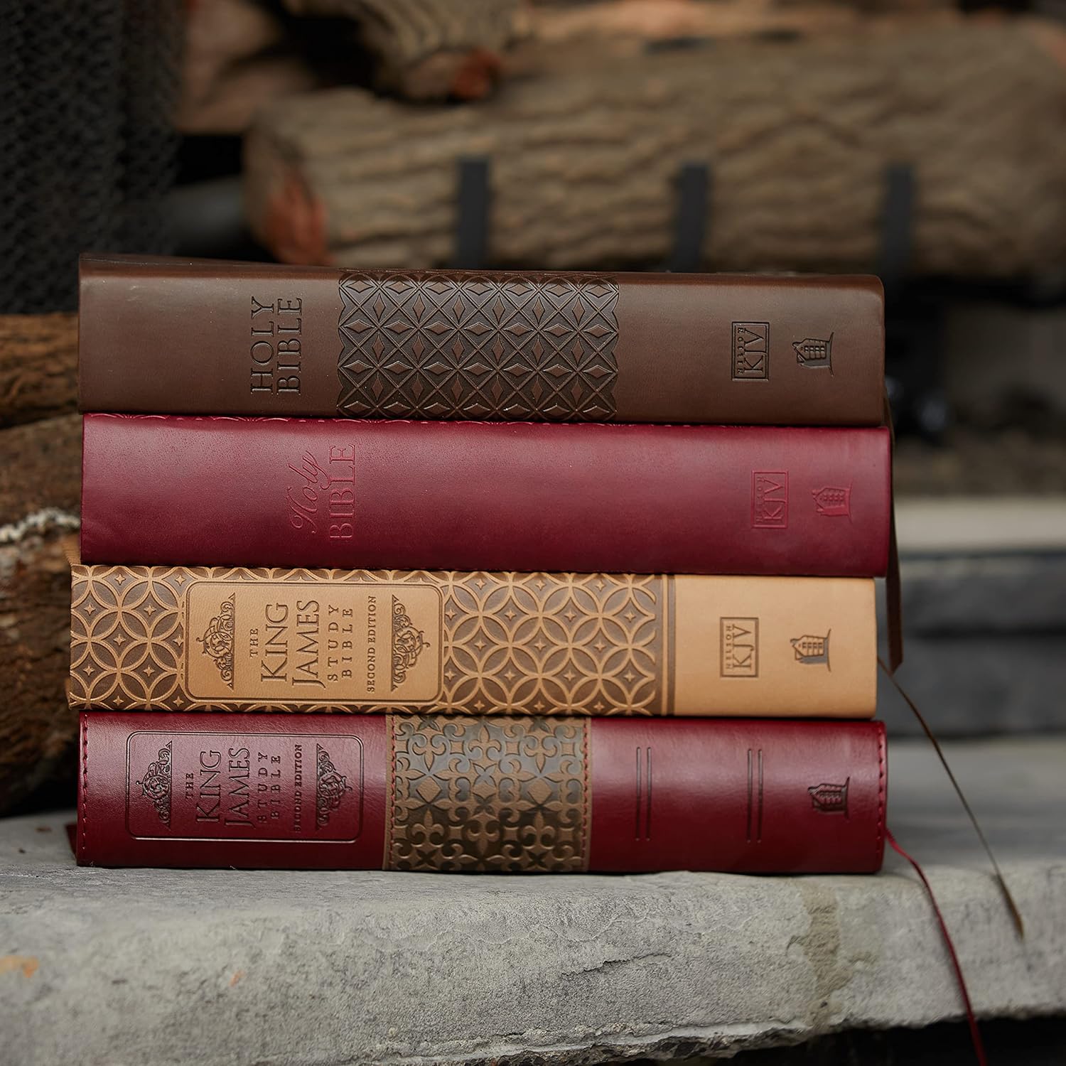Kjv Study Bible, Large Print, Hardcover, Red Letter: Second Edition Hardcover – Large Print,
